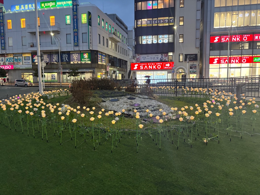 王寺駅南駅前広場ライトアップ