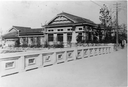 （写真）昭和11年完成の役場庁舎