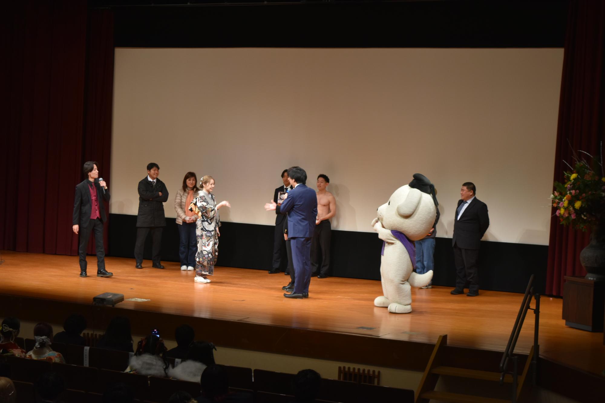 令和7年王寺町はたちのつどい企画写真