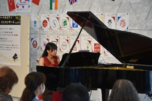 原田奏子さんの演奏